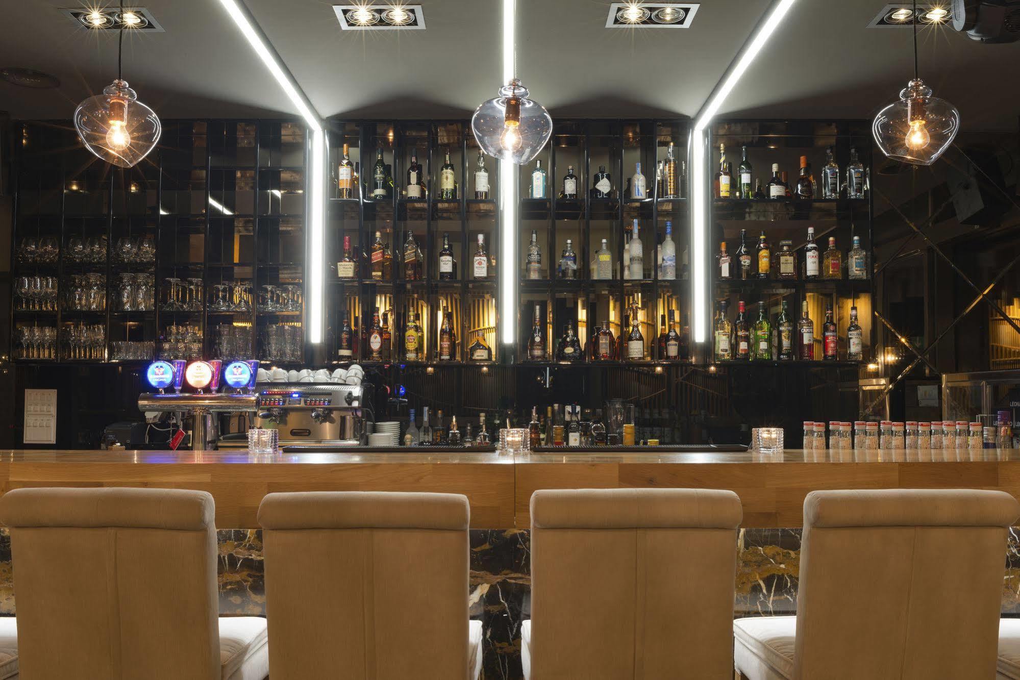 Hotel My Way Zuerich 발리셀렌 외부 사진